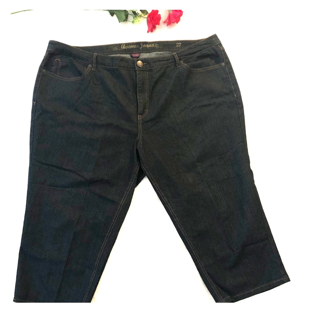 AVENUE denim Capri jeans